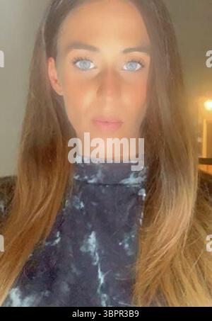 Foto non datata rilasciata dalla polizia metropolitana di Charlotte Lawlor. Hope Rowe è stata incarcerata alla Inner London Crown Court, per tutta la vita con un periodo minimo di 23 anni dopo che ha dato i coltelli a una madre a morte dopo una lite alla festa di compleanno di un bambino. Rowe, 33 anni, è stato condannato per l'omicidio di Lawlor, 31 anni, con un coltello in una proprietà a Stepney Green, nell'est di Londra, nelle prime ore del 15 settembre dell'anno scorso, ha detto la polizia metropolitana. Data di pubblicazione: Mercoledì 9 luglio 2025. Foto Stock