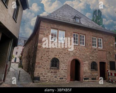 Vista sulla vecchia sinagoga ebraica di Magonza, Germania Foto Stock