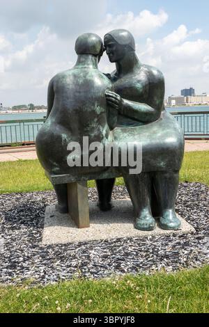 Parco di sculture Windsor lungo il fiume Detroit nell'Ontario Canada Foto Stock