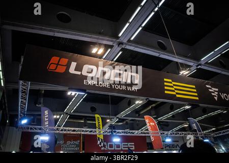 BELGRADO, SERBIA - 22 APRILE 2025: Logo Loncin sul proprio rivenditore a Belgrado. Loncin Industry è un produttore cinese di motociclette e sport motoristici Foto Stock