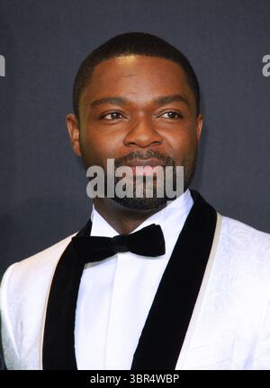 26 febbraio 2017 - Hollywood, California, Stati Uniti - David Oyelowo posa nella sala stampa durante il 89° Annual Academy Awards al Loews Hollywood Hotel il 26 febbraio 2017 a Hollywood, California. (Immagine di credito: © T. Lowe/ZUMA Wire) Foto Stock