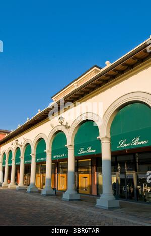 Negozio di Bulgari, Designer Outlet, Serravalle Scrivia, provincia di Alessandria, Italia Foto Stock