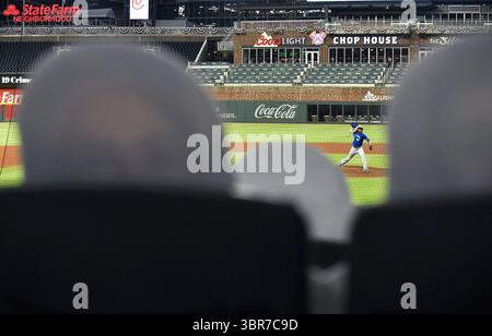 6 agosto 2020: Il lanciatore dei Toronto Blue Jays Rafael Dolis consegna un campo durante il settimo inning di una partita della MLB contro gli Atlanta Braves al Truist Park di Atlanta, Georgia. Austin McAfee/CSM(immagine di credito: &Copy; Austin McAfee/CSM tramite cavo ZUMA) Foto Stock