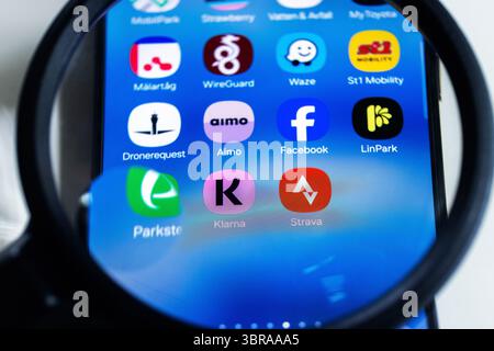 Secondo un'indagine del quotidiano Dagens Nyheter, le guardie del corpo del servizio di sicurezza svedese (svedese: Säkerhetspolisen, Säpo) hanno divulgato informazioni che avrebbero potuto influenzare la sicurezza del primo ministro svedese in diverse occasioni tramite l'app di formazione Strava. Foto Stock