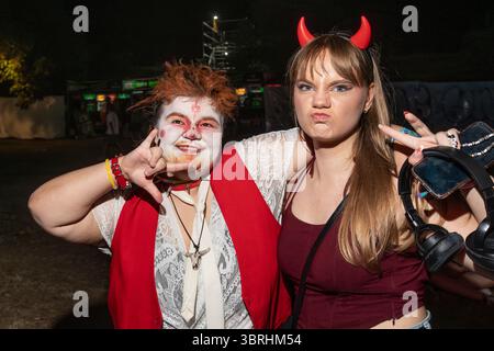 Novi Sad, Serbia. 12 luglio 2025. I visitatori partecipano al festival musicale EXIT a Novi Sad, Serbia, il 12 luglio 2025. (Foto di Maxim Konankov/NurPhoto)0 credito: NurPhoto SRL/Alamy Live News Foto Stock