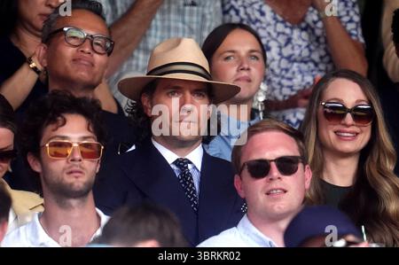 Henry Cavill il quattordicesimo giorno dei Campionati di Wimbledon 2025 all'All England Lawn Tennis and Croquet Club di Londra. Data foto: Domenica 13 luglio 2025. Foto Stock