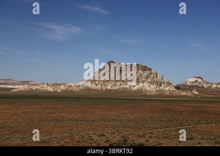 La Valle dei Monti a forma di castello di Airakty, Mangystau Foto Stock