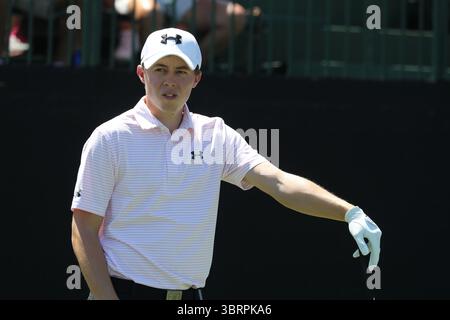 Matt Fitzpatrick partecipa al primo buco Arnold Palmer Invitational presentato da Mastercard a Bay Hill, Orlando, Florida, USA sabato 18 marzo 2017 Arnold Palmer Invitational presentato da Mastercard si è tenuto dal 16 al 19 marzo 2017. Si è giocato al Bay Hill Club and Lodge di Orlando, Florida, come è tradizione per l'evento. Questa fu la prima edizione del torneo che si tenne dopo la morte di Arnold Palmer nel settembre 2016, rendendolo una settimana particolarmente emotiva e commemorativa. Foto Stock