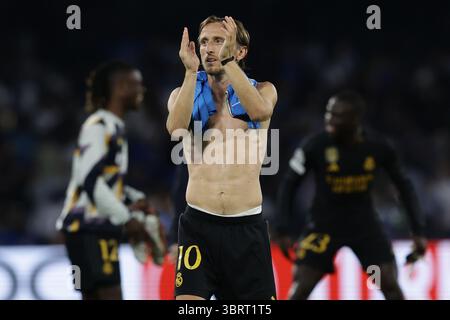 Napoli, Italia. 3 ottobre 2023. Foto Alessandro Garofalo/LaPresse 03 ottobre 2023 Napoli, Italia sport calcio Napoli vs Real Madrid Champions League 2023/2024 - stadio Diego Armando Maradona nella foto: Luka Modric (Real Madrid FC); 3 ottobre 2023 Napoli, Italia sport calcio Napoli vs Real Madrid - Champions League 2023/2024 - stadio Diego Armando Maradona. Nella foto: Luka Modric (Real Madrid FC); credito: LaPresse/Alamy Live News Foto Stock