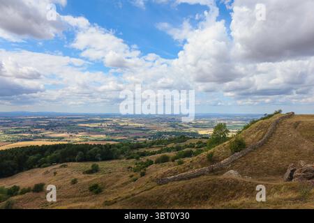 Vista dalla cima di Bredon Hill sulla Wychavon Way, Worcestershire, Regno Unito Foto Stock
