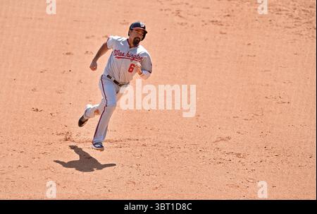 8 settembre 2019: L'interno dei Washington Nationals Anthony Rendon aggira la terza base durante il settimo inning di una partita della MLB contro gli Atlanta Braves al SunTrust Park di Atlanta, Georgia. Austin McAfee/CSM(immagine di credito: &Copy; Austin McAfee/CSM tramite cavo ZUMA) Foto Stock