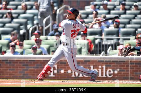 8 settembre 2019: Juan Soto, esterno dei Washington Nationals, guarda verso l'esterno in quello che avrebbe portato a un fuoricampo durante il terzo inning di una partita della MLB contro gli Atlanta Braves al SunTrust Park di Atlanta, Georgia. Austin McAfee/CSM(immagine di credito: &Copy; Austin McAfee/CSM tramite cavo ZUMA) Foto Stock