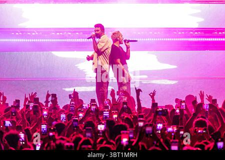 James Maslow, Carlos PenaVega della boy band pop americana Big Time Rush in concerto a Milano, Italia, il 13 giugno 2024 Foto Stock