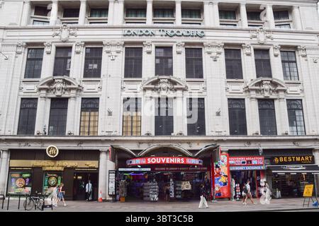 Londra, Regno Unito. 14 luglio 2025. Vista esterna diurna del Trocadero, tra Piccadilly Circus e Leicester Square nel West End di Londra. Credito: Vuk Valcic/Alamy Foto Stock