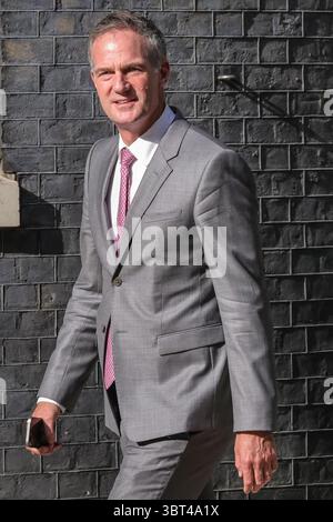 Londra, Regno Unito. 14 luglio 2025. Peter Kyle, Segretario di Stato per la Scienza, l'innovazione e la tecnologia, deputato Hove e Portslade, è visto a Downing Street questo pomeriggio. Un evento relativo al Pride si svolge al n° 10, cui partecipano diversi ministri e parlamentari. Crediti: Imageplotter/Alamy Live News Foto Stock