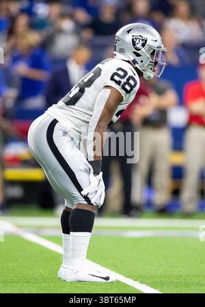 29 settembre 2019: Il running back degli Oakland Raiders Josh Jacobs (28) durante la partita di football tra gli Oakland Raiders e gli Indianapolis Colts al Lucas Oil Stadium di Indianapolis, Indiana. Oakland sconfisse Indianapolis 31-24. John Mersits/CSM.(immagine di credito: &Copy; John Mersits/CSM tramite cavo ZUMA) Foto Stock