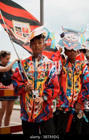 Gothenburg, Svezia. 14 luglio 2025. Gothenburg, Svezia, 7 luglio 2025 giovani tifosi thailandesi vestiti con uniformi colorate e con il viso che allietano la Gothia Cup 2025 a Gothenburg, Svezia. (Gabor Baumgarten/SPP) credito: SPP Sport Press Photo. /Alamy Live News Foto Stock