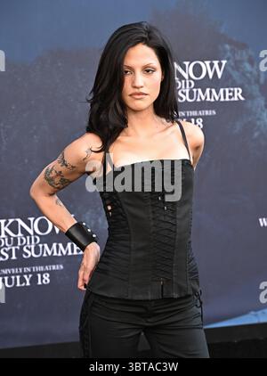 Los Angeles, Stati Uniti. 14 luglio 2025. Gabbriette arriva alla prima di "i Know What You Did Last Summer" tenutasi al United Theatre di Broadway il 14 luglio 2025 a Los Angeles, CA. © Starbuck/ Credit: AFF/Alamy Live News Foto Stock