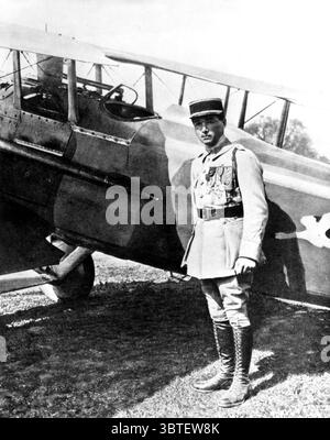 Prima guerra mondiale - Tenente dell'aviazione Rene Fonck - 8 maggio 1918 aviatore francese che pose fine alla prima guerra mondiale come miglior asso dei caccia alleati con 75 vittorie (72 solitari e tre condivisi). Foto Stock