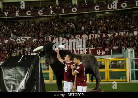 26 settembre 2019, Torino, Piemonte, Italia: TORINO, ITALIA-26 SETTEMBRE 2019: giocatori del Torino FC e dell'AC Milan durante la partita di serie A tra Torino FC e AC Milan allo Stadio Olimpico di Torino (immagine di credito: © Stefano Guidi/ZUMA Wire) Foto Stock