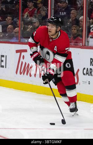 14 ottobre 2019: Il difensore degli Ottawa Senators Mark Borowiecki (74) in azione durante la partita della NHL tra i Minnesota Wild e gli Ottawa Senators al Canadian Tire Centre di Ottawa, Canada. Daniel Lea/CSM (immagine di credito: &Copy; Daniel Lea/CSM tramite cavo ZUMA) Foto Stock