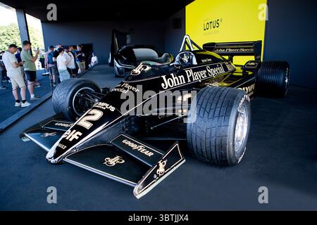 Lotus 97T Renault V6 Turbo F1 come guidata da Ayrton Senna nel periodo in mostra al Festival della velocità di Goodwood House 11 luglio 2025 ©2025 co Foto Stock