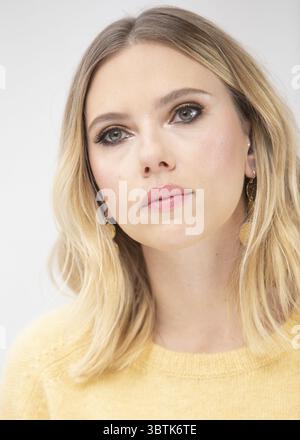 25 ottobre 2019, Hollywood, California, USA: Scarlett Johansson promuove il film "Marriage Story" a Hollywood. (Immagine di credito: © Armando Gallo/ZUMA Studio) Foto Stock