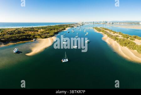 1° gennaio 2014, Main Beach, Queensland, Australia: Vista aerea panoramica di Broadwater e The Spit, Gold Coast, Queensland, Australia (immagine di credito: © Mark A Johnson/Amazing Aerial via ZUMA Wire) Foto Stock