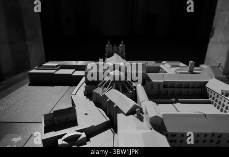 Prospettiva monocromatica del Monastero di Alcoba modello tattile Foto Stock