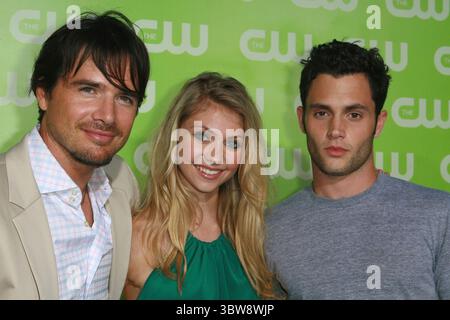 20 luglio 2007 - West Los Angeles, California, Stati Uniti - 20 luglio 2007 - West Los Angeles, California - Matthew Settle, Taylor Momsen e Penn Badgley. CW All Star Summer TCA 2007 Party tenutosi al Pacific Design Center. Foto di Charles Harris/AdMedia (immagine di credito: © Glenn Weiner/ZUMA Wire) Foto Stock