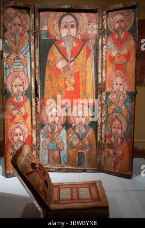 27 settembre 2009, New York, New York, USA: Devotional Painting. Cristiani etiopi. Regione di Amhara, Etiopia tra la fine del XIV e l'inizio del XV secolo. Legno, pergamena e pigmento. Arte africana al Metropolitan Museum of Art di New York. 82nd Street Manhattan New USA (immagine di credito: © Sergi Reboredo/ZUMA Wire) Foto Stock