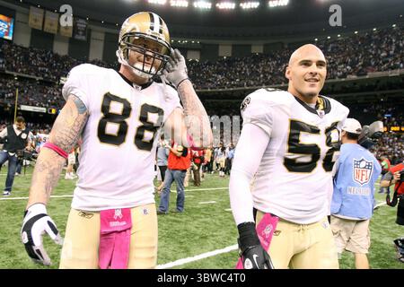 3 ottobre 2010: Il tight end dei New Orleans Saints Jeremy Shockey (88) e il linebacker dei New Orleans Saints Scott Shanle (58) camminano fino allo spogliatoio dopo l'incontro tra i New Orleans Saints e i Carolina Panthers al Louisiana Superdome a New Orleans, Louisiana. I Saints vinsero 16-14. (Immagine di credito: © Don Page/ZUMA Wire) Foto Stock