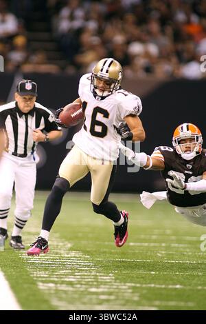 24 ottobre 2010: Il wide receiver dei New Orleans Saints Lance Moore (16) durante la partita tra i New Orleans Saints e i Cleveland Browns al Louisiana Superdome di New Orleans, Louisiana. I marrone vincono 30-17. (Immagine di credito: © Don Page/ZUMA Wire) Foto Stock