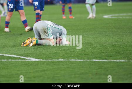 29 dicembre 2020, Valencia, Valencia, Spagna: Juan Miranda del Real Betis reagisce durante la Liga Santander mach tra Levante e Real Betis all'Estadio Ciutat de Valencia il 29 dicembre 2020 a Valencia, Spagna (Credit Image: © Maria Jose Segovia/AFP7 via ZUMA Wire) Foto Stock