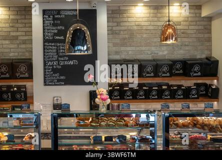 Cannelle di Matt Knio, panetteria francese nel centro di Detroit, Michigan Foto Stock