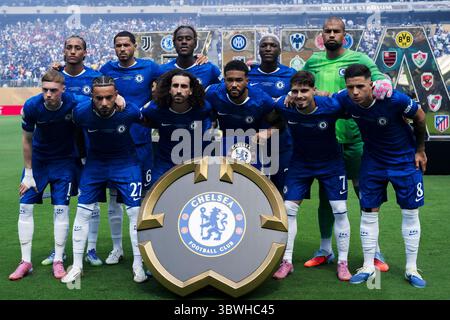 I giocatori del Chelsea FC posano per una foto della squadra prima della finale di calcio della Coppa del mondo per club tra il Chelsea FC e il Paris Saint-Germain FC. Foto Stock