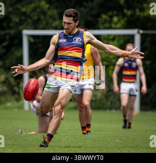 12 giugno 2021, Austin, Texas, Stati Uniti: Partita della United States Australian Football League tra i dingo Austin Crows e Dallas all'Onion Creek Soccer Complex di Austin, Texas. (Immagine di credito: © Ralph Arvesen/ZUMA Press) Foto Stock