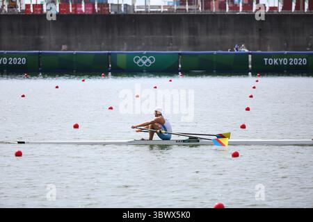 23 luglio 2021, Koto City, Tokyo, Giappone: Vadislav YAKOVLEV del Kazakistan in azione durante le Ripide monosculli maschili al Sea Forest Waterway il 23 luglio 2021 a Tokyo, Giappone (Credit Image: © Mickael Chavet via ZUMA Press Wire) Foto Stock