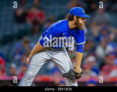 10 agosto 2021, Anaheim, California, USA: Jordan Romano #68 dei Toronto Blue Jays durante la loro partita MLS con i Los Angeles Angels martedì 10 agosto 2021 all'Angel Stadium di Anaheim, California. Gli Angels perdono contro i Blue Jays, 0-4. DOUGLAS CUELLAR/PI (immagine di credito: © Prensa Internacional via ZUMA Press Wire) Foto Stock
