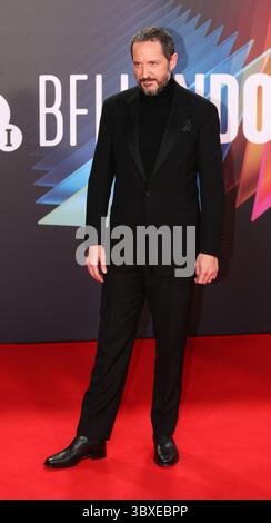 17 ottobre 2021, Londra, Inghilterra, Regno Unito: BERTIE CARVEL arriva alla Royal Festival Hall per la proiezione della tragedia di Macbeth alla serata di gala di chiusura al BFI London Film Festival. (Immagine di credito: © Tayfun Salci/ZUMA Press Wire) Foto Stock