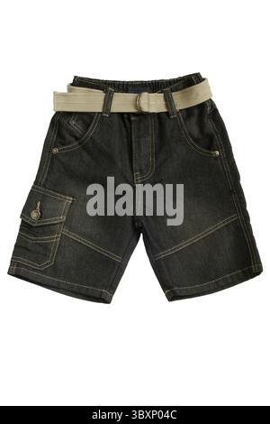 Abbigliamento per bambini - pantaloncini jean isolati su sfondo bianco Foto Stock