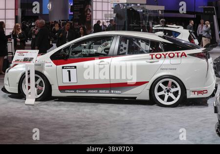12 aprile 2017 - New York, NY, USA - New York, USA, 12 aprile 2017 - il New York International Auto Show Press Day 2017 al Jacob K. Javits Convention Center di New York City... (Immagine di credito: © Luiz Rampelotto/ZUMA Press Wire) Foto Stock