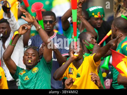 Douala, Camerun, 29 gennaio 2022: Tifosi durante il Camerun contro il Gambia, Coppa d'Africa allo stadio Japoma. Kim Price/CSM.(immagine di credito: &Copy; Ulrik Pedersen/CSM tramite cavo ZUMA) Foto Stock