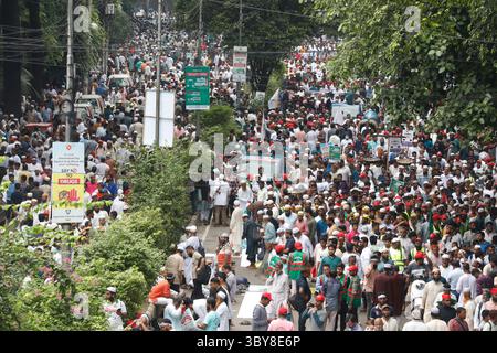 Dhaka, Bangladesh - 19 luglio 2025: Raduno nazionale del Bangladesh Jamaat-e-Islami a Suhrawardy Udyan a Dhaka che richiede sette punti. Foto Stock