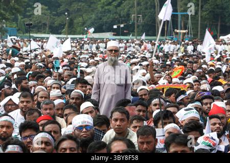 Dhaka, Bangladesh - 19 luglio 2025: Raduno nazionale del Bangladesh Jamaat-e-Islami a Suhrawardy Udyan a Dhaka che richiede sette punti. Foto Stock