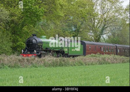 Locomotiva 61306 Mayflower sulla West Somerset Railway per il Gala di primavera nel 2024. Visto qui appena fuori Norton Fitzwarren, Somerset, Inghilterra, Regno Unito Foto Stock