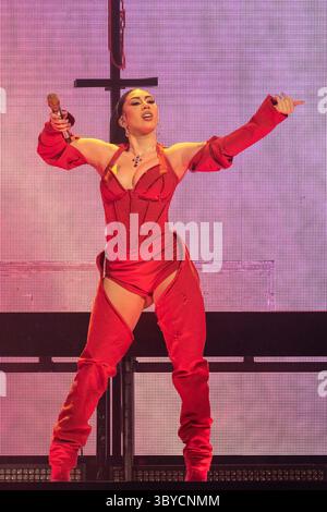 24 febbraio 2022, Milwaukee, Wisconsin, Stati Uniti: KALI UCHIS (KARLY-MARINA LOAIZA) al Fiserv Forum di Milwaukee, Wisconsin (immagine di credito: © Daniel DeSlover/ZUMA Press Wire) Foto Stock