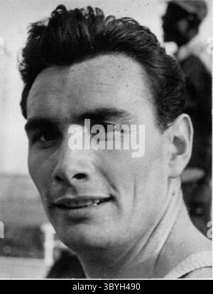 18 agosto 1960 - prima fila, da sinistra a destra: Michel Maquet, Javelin; Syroviatsky, Javelin; Brakcht, Long Jump; e Husson, Hammer lancia. Seconda fila, da sinistra a destra: Lagorce, relè 4x100 m; Battista, salto triplo; e Fournier, salto in alto. (Immagine di credito: © Keystone Press Agency/ZUMA Press Wire) Foto Stock