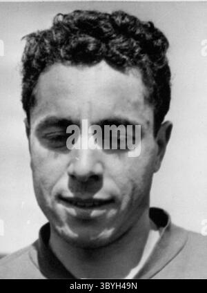 18 agosto 1960 - prima fila, da sinistra a destra: Michel Maquet, Javelin; Syroviatsky, Javelin; Brakcht, Long Jump; e Husson, Hammer lancia. Seconda fila, da sinistra a destra: Lagorce, relè 4x100 m; Battista, salto triplo; e Fournier, salto in alto. (Immagine di credito: © Keystone Press Agency/ZUMA Press Wire) Foto Stock