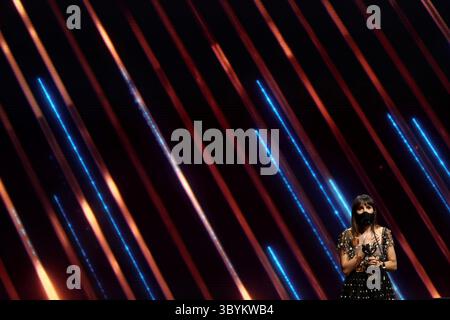 2 marzo 2021, Madrid, es-ES, Spagna: L'attrice spagnola Veronica Echegui riceve il premio "migliore attrice non protagonista in un film" durante l'ottavo gala dei Feroz Awards al Coliseum Theater di Madrid, Spagna, 2 marzo 2021, una cerimonia di consegna dei premi che riconosce opere di spicco del cinema e della televisione spagnoli. (Immagine di credito: © Juanjo Martín/handout via ZUMA Press Wire) Foto Stock